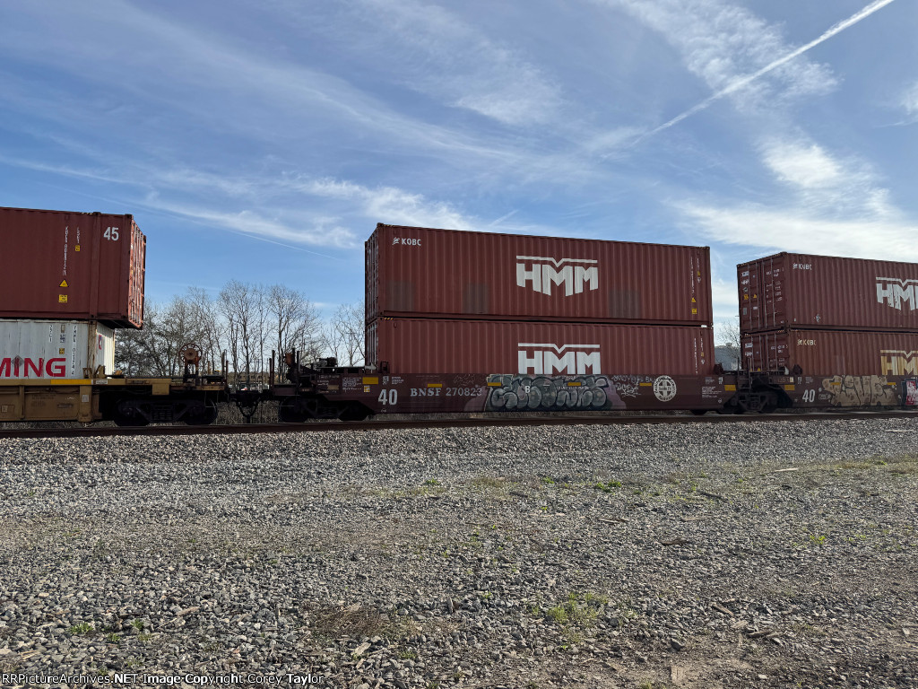 BNSF 270823